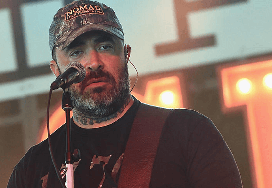Aaron Lewis Net Worth